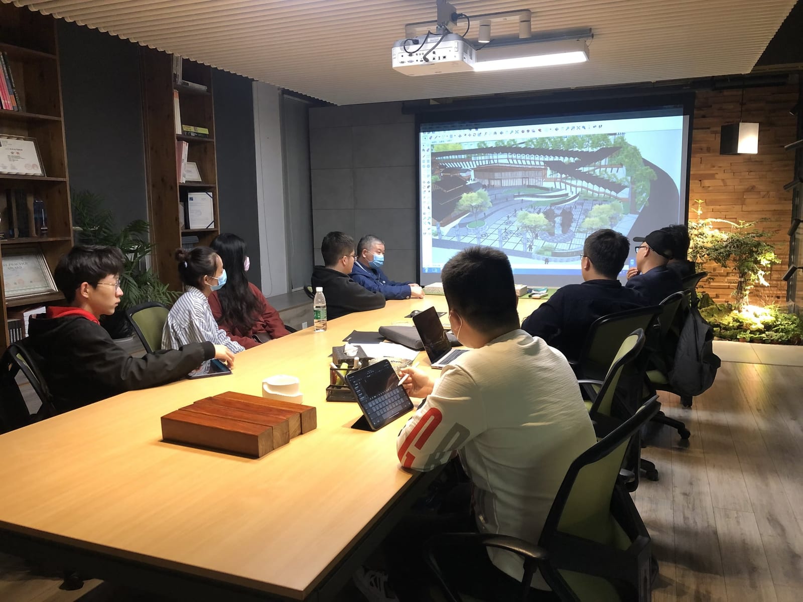 三阳路办事处集中开会