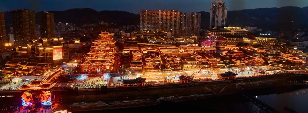 宣恩仙山贡水景区核心区域夜景航拍